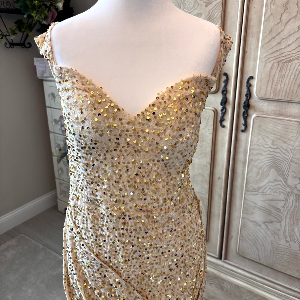NEW, Gold Sequins Dress, Gold Dress, Prom Dress, NWOT, Size L - Picture 2 of 11